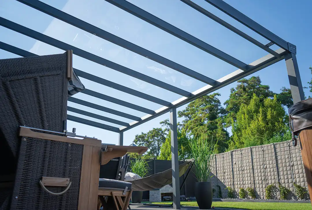 Terrassenüberdachung aus Aluminium für den Wandanbau - Image 28